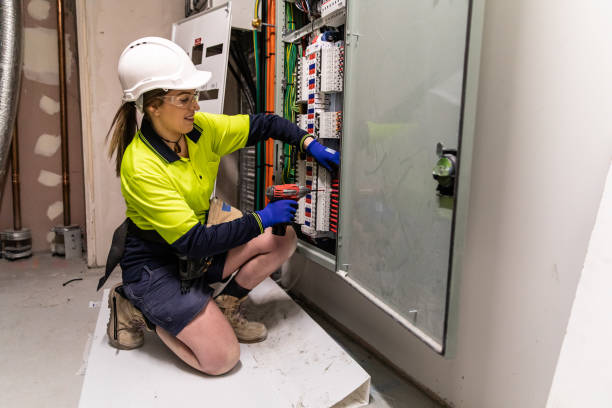 Best Affordable Emergency Electrician  in Salina, KS